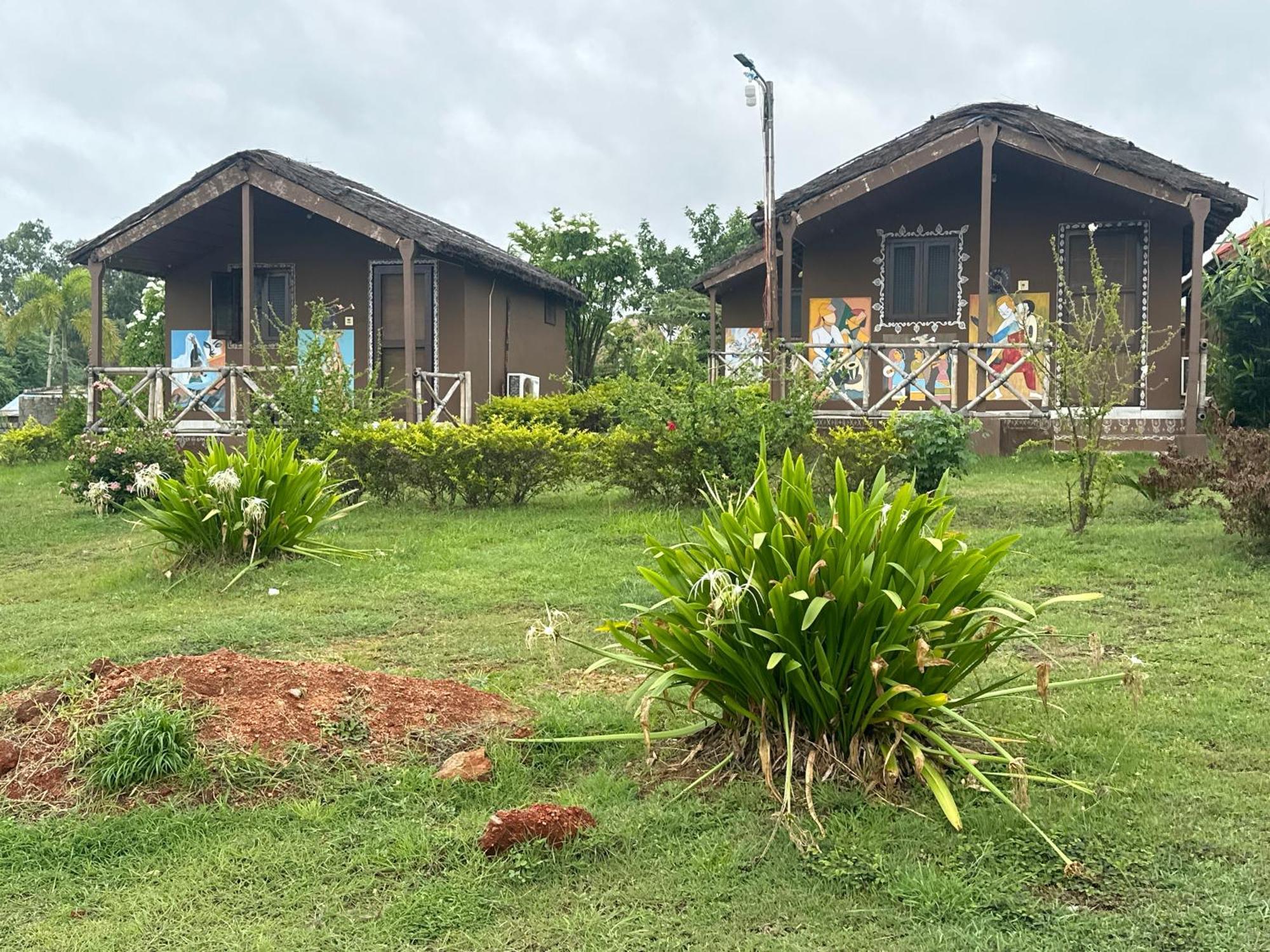 Leo Wooden Resorts Hampi Luaran gambar