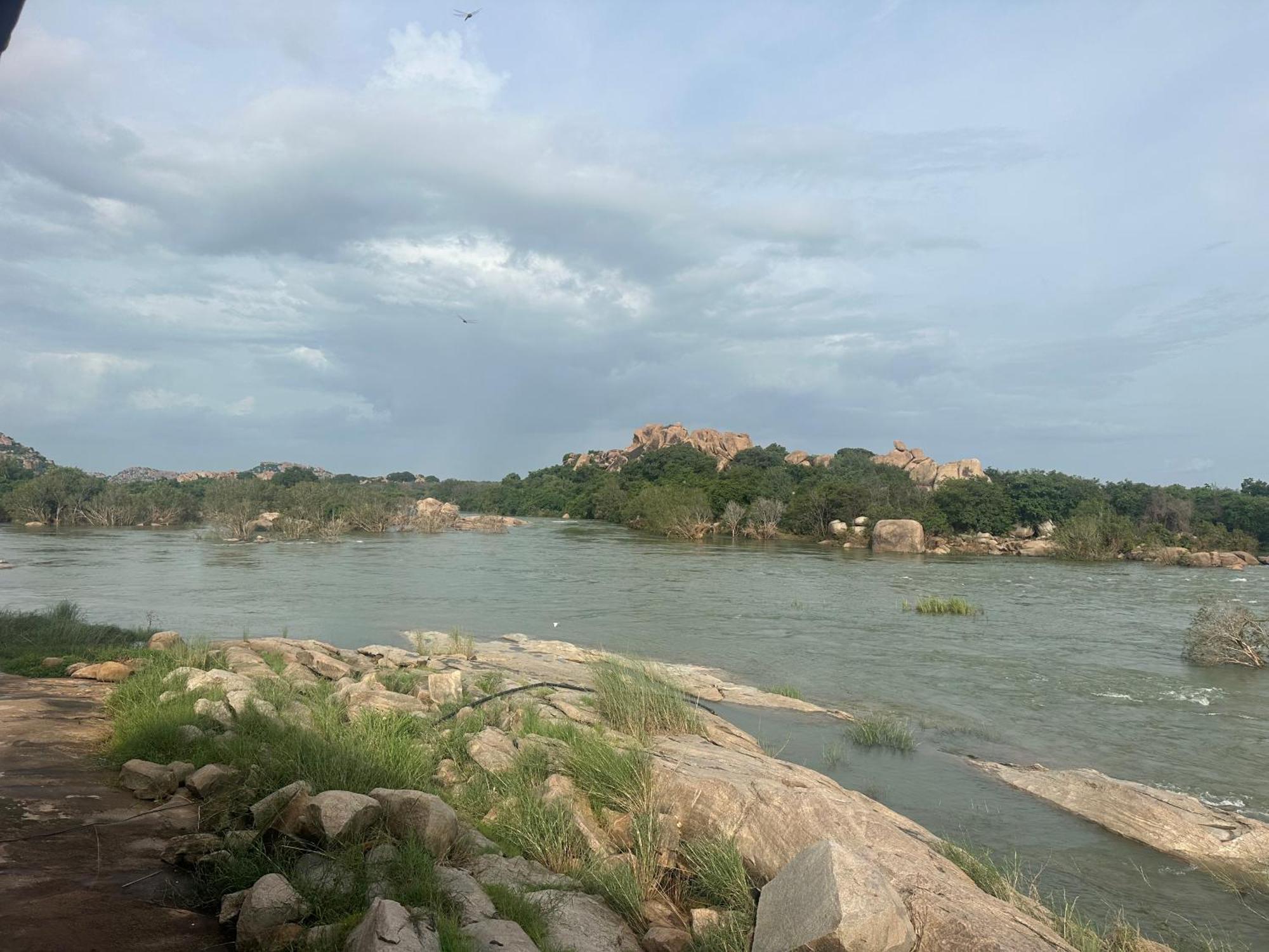 Leo Wooden Resorts Hampi Luaran gambar